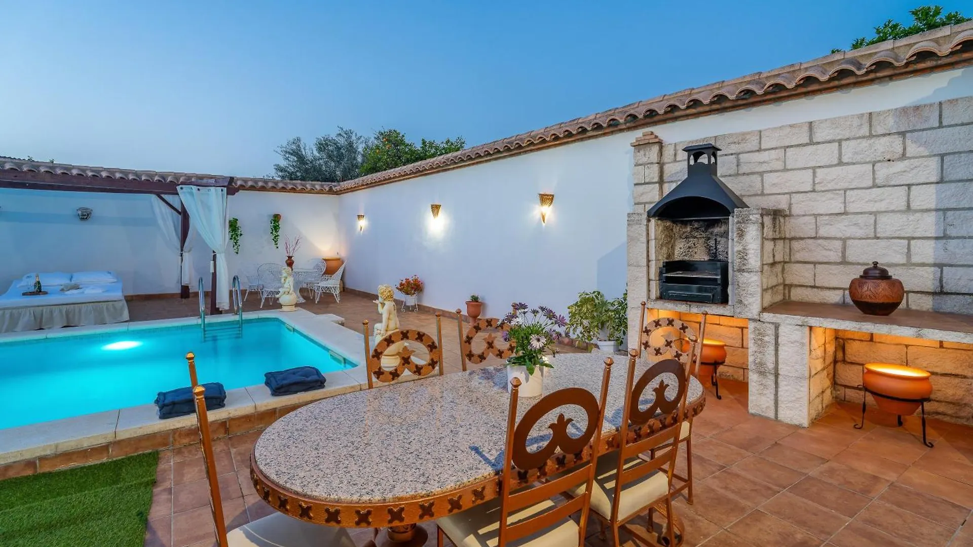 Holiday home Casa Rural Villa Mellizos Penaflor Spain